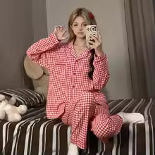 Pawvera